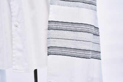 Finn - Handmade Unisex Woven Silk Tallit - Image 8