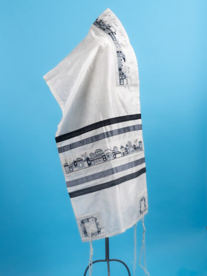 Hollis - Handmade Unisex Rayon and Silk Tallit - Image 4